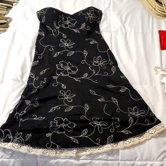 Womens WHITE HOUSE BLACK MARKET dress - Picture 1 of 3